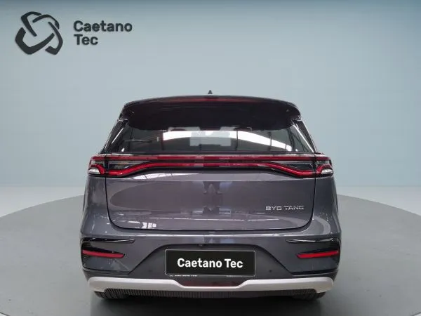 BYD TANG Flagship