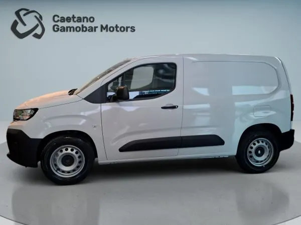 Peugeot e-Partner E-Partner Standard Elétrico 136 cv - Bateria 50 kWh
