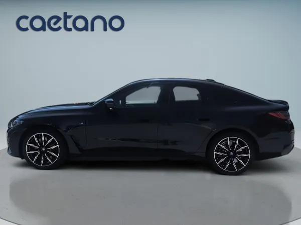 BMW i4 M50