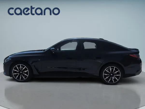 BMW i4 M50